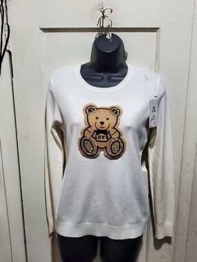 Cream Sweater with Embroidered Teddy Bear 'LOVE' Size S/M